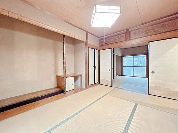 【リフォーム中】　1階南側和室　リビングに変更予定です。
