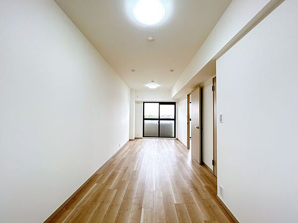 洋室を拡大表示