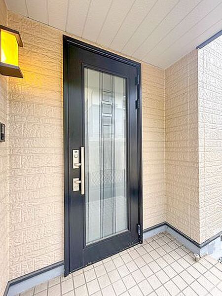 玄関を拡大表示