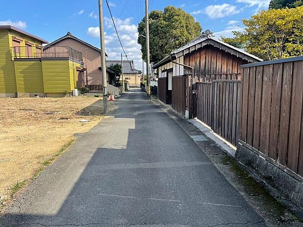 前面道路含む現地写真