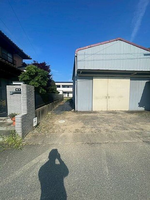 前面道路含む現地写真