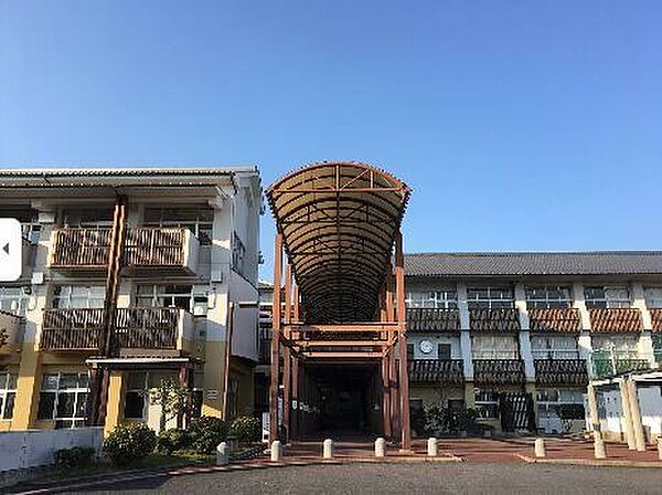 伊賀市立崇広中学校 3500m