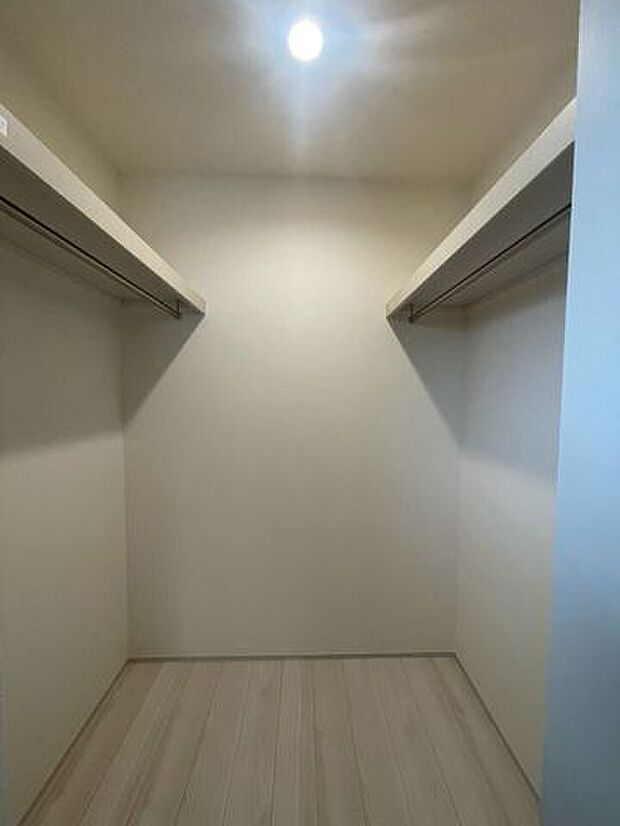 ウォークインクローゼット