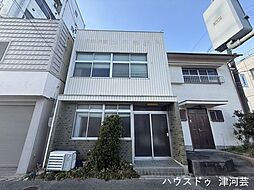 三重県津市西丸之内