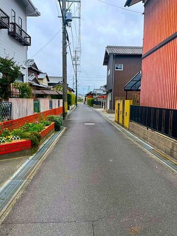 前面道路含む現地写真