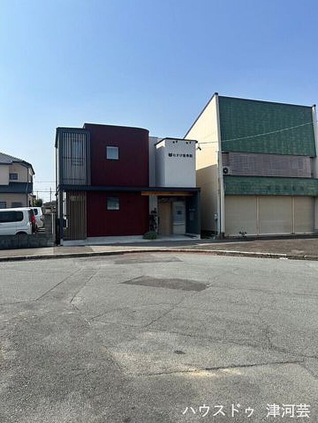 むすび接骨院営業時間/AM8:30~PM13:00 PM15:00~PM21:00休診日/水曜日午後、土曜日午後 日曜祝日駐車場/有(無料) 1020m