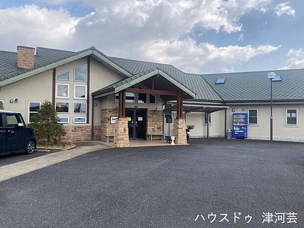 もみの木整形外科診察時間/9:00~12:00 15:00~18:30土曜日/9:00~12:00 15:00~17:00休診日/木曜、日曜駐車場/有 580m