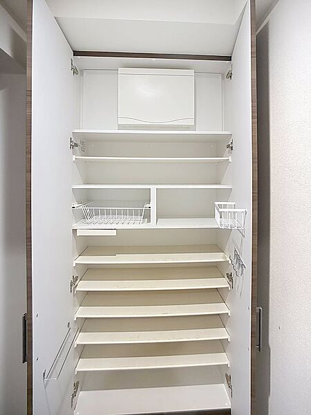 シューズBOXです