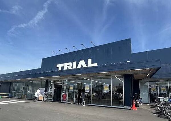メガセンタートライヤル大府店 徒歩10分。 800m
