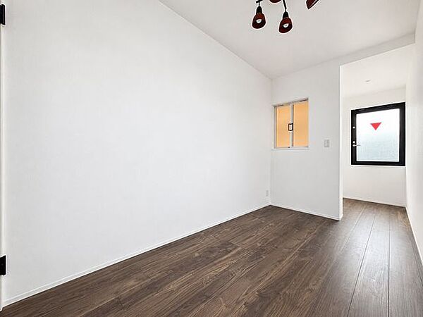 ◇3階南西のお部屋です。◇約4.5帖※AI加工画像につき、一部現況と異なります。