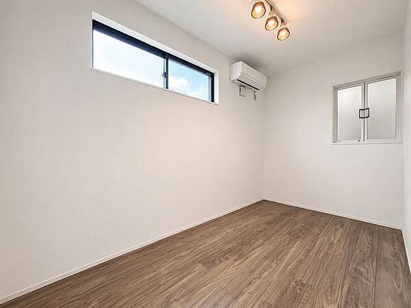 ◇3階南東のお部屋です。◇約4.5帖※AI加工画像につき、一部現況と異なります。