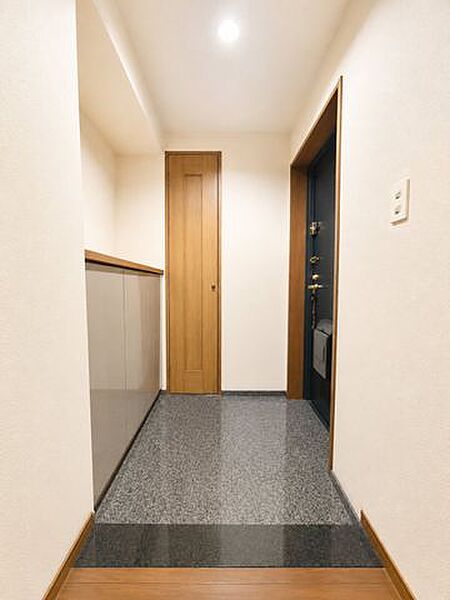 ◇シューズボックスありで玄関スッキリ！※AI加工画像につき、一部現況と異なります。