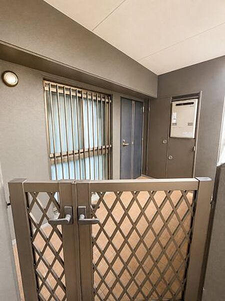 ◇プライベート空間が確保できるアプローチ付き※AI加工画像につき、一部現況と異なります。