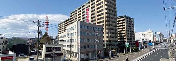 医療法人三恵会服部病院 徒歩7分。 560m