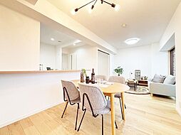 シティオ笠寺公園 402 3LDKのリビング/ダイニング