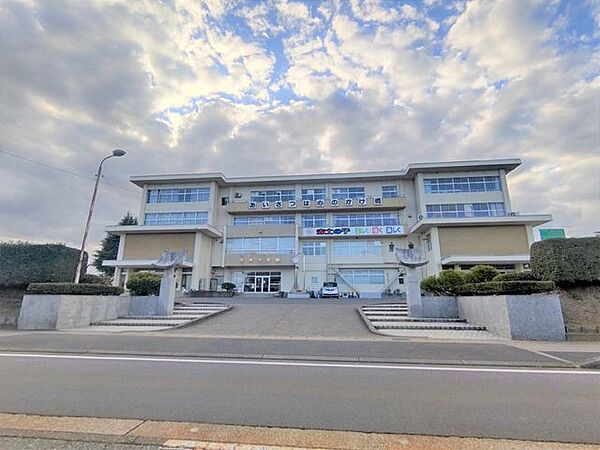 鯖江市立中央中学校 中央中学校まで約2600m。（徒歩34分） 2650m