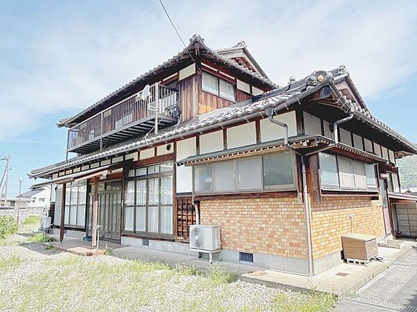 【リフォーム中】外壁は現況でのお渡しとなります。