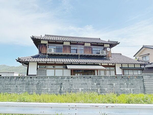 【リフォーム中】外壁は現況でのお渡しとなります。