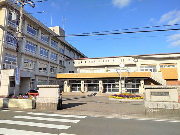 敦賀市立粟野中学校 粟野中学校まで約1200m。（徒歩16分） 1230m