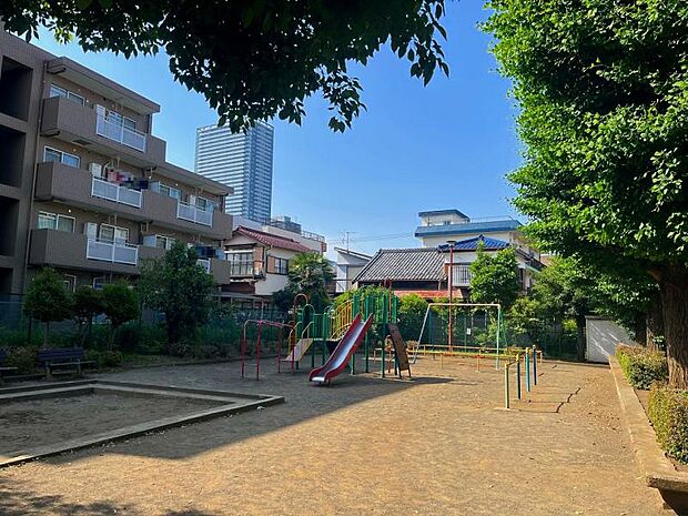 子安東公園迄230m