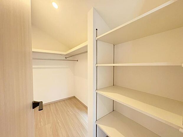 【2025年10月撮影】ウォークインクローゼット