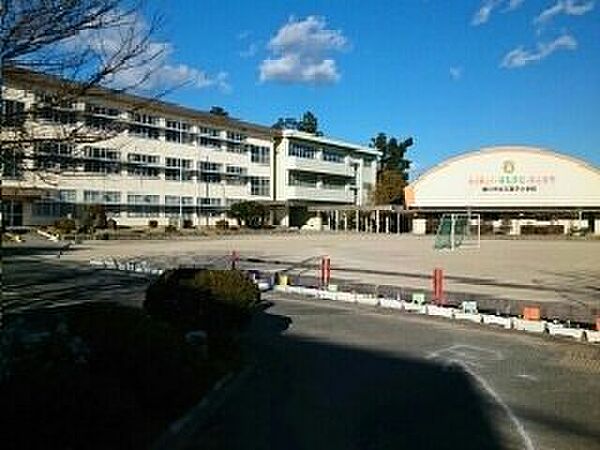 画像20:三蔵子小学校まで870m