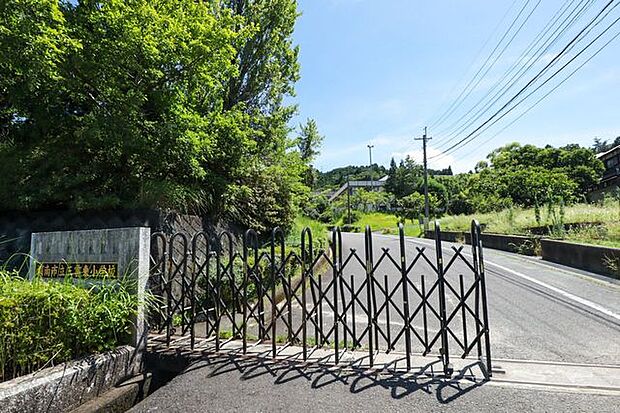 三雲東小学校 720m