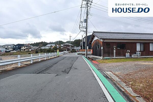 前面道路含む現地写真
