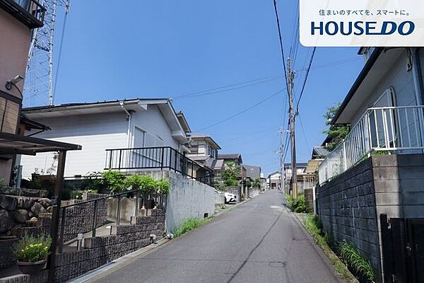 坂道のある住宅地