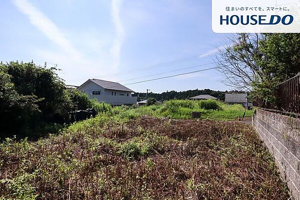 周辺は閑静な住宅地