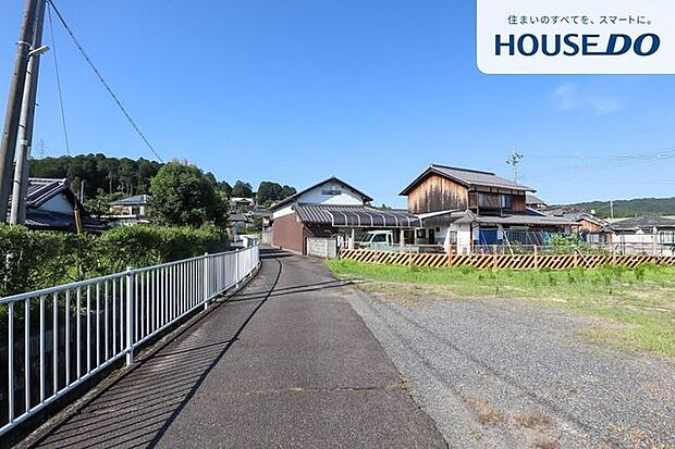 前面道路含む現地写真