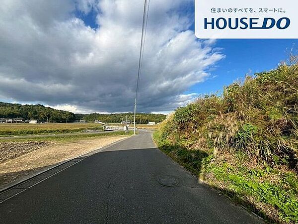 前面道路含む現地写真