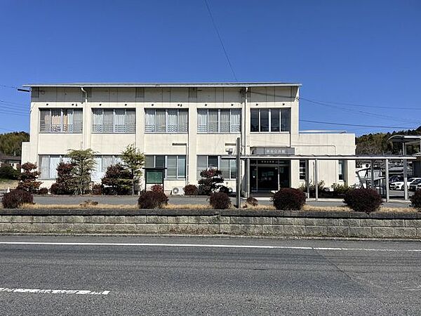伴谷公民館 2980m