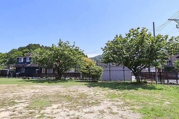 三雲中公園 790m