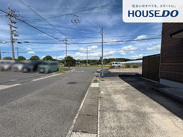 前面道路含む現地写真