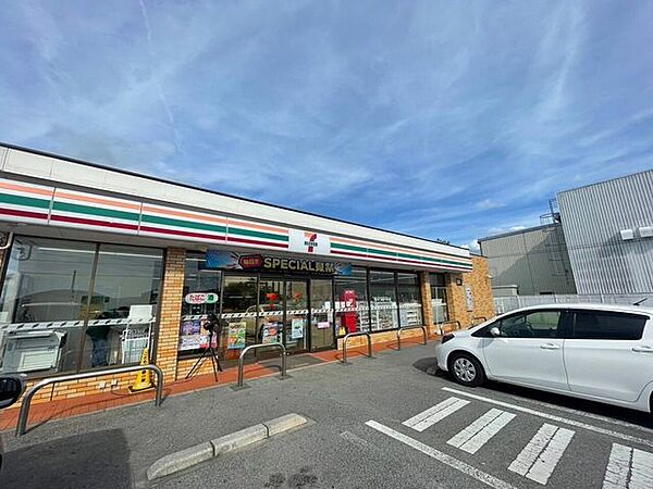 セブンイレブン 滋賀日野高前店 1960m