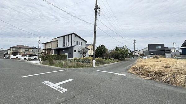 大型車両も問題なく通行できます。