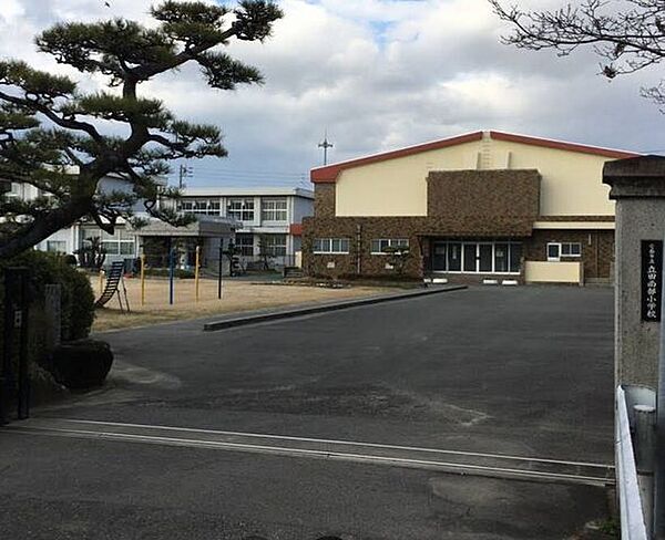 立田南部小学校 1400m