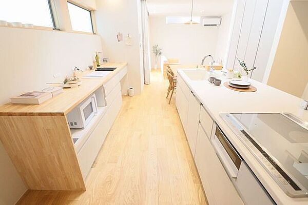 ※こちらの写真は物を消す、明るさを調整する加工を行っております