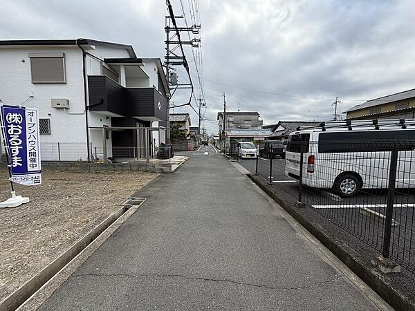 敷地面積約51坪の建築条件なし宅地♪お好きなハウスメーカーで建築可能です！現地（2025年10月）撮影