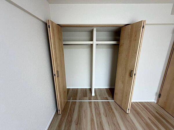 季節を問わずにたっぷり収納ができますね♪