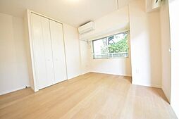 シャレール広尾　2号棟 201 2階1LDKのリビング/ダイニング