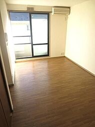 クォーレＫＭ 101 1階1Kのリビング/ダイニング