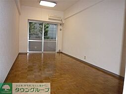 千駄ヶ谷ルーテルハイツ 103 1階ワンルームのリビング/ダイニング