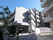 東中野駅より徒歩7分 築2年1ヶ月 5階建の賃貸物件