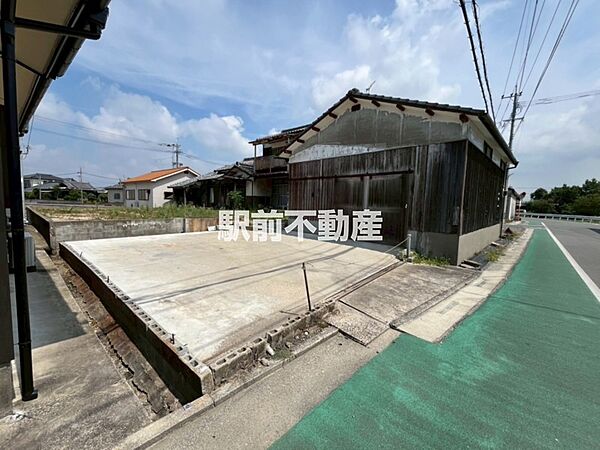 現地