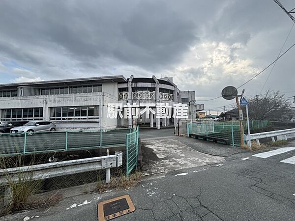 大江小学校