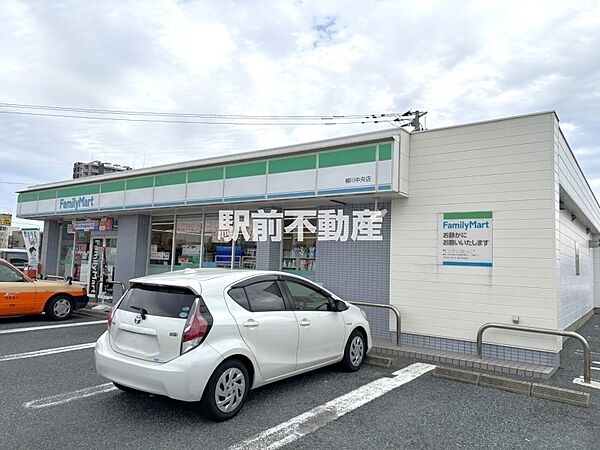 ファミリーマート　柳川中央店