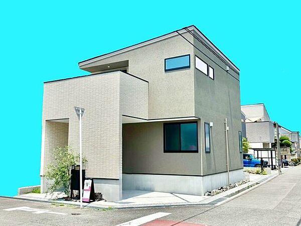 外観：327001681583