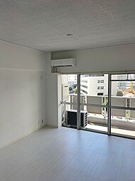 中目黒ハイツ 601 6階4LDKのリビング/ダイニング